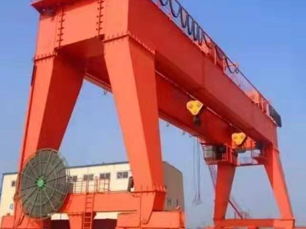 集裝箱吊機